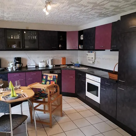 Komfortable Grosszuegige Am Park Appartamento *