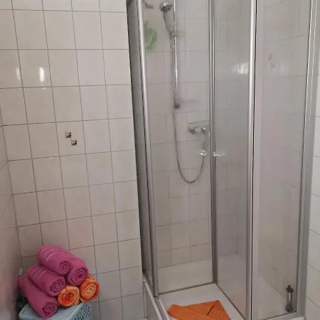 Komfortable Grosszuegige Am Park Appartamento